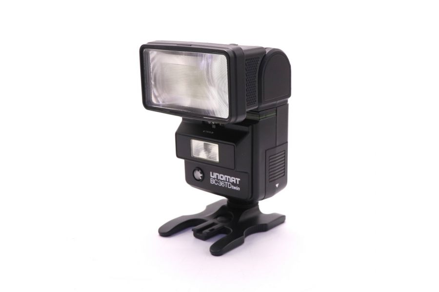 Фотовспышка Unomat BC36TD-Twin в упаковке 