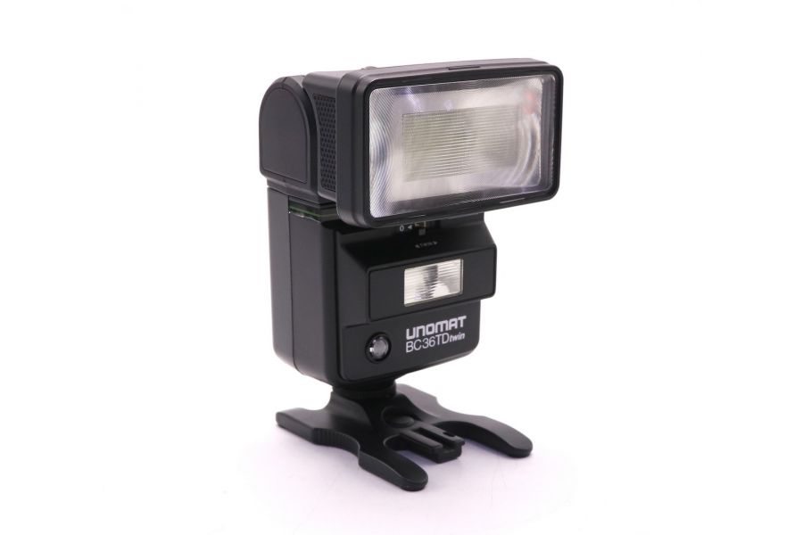 Фотовспышка Unomat BC36TD-Twin в упаковке 