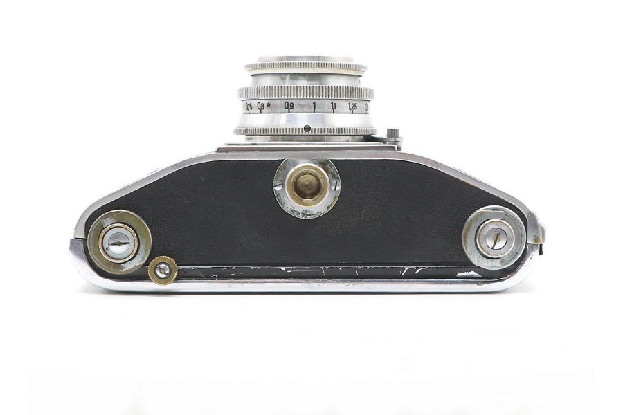 Exacta Jhagee Dresden + Trioplan 2.9/50mm (Germany)