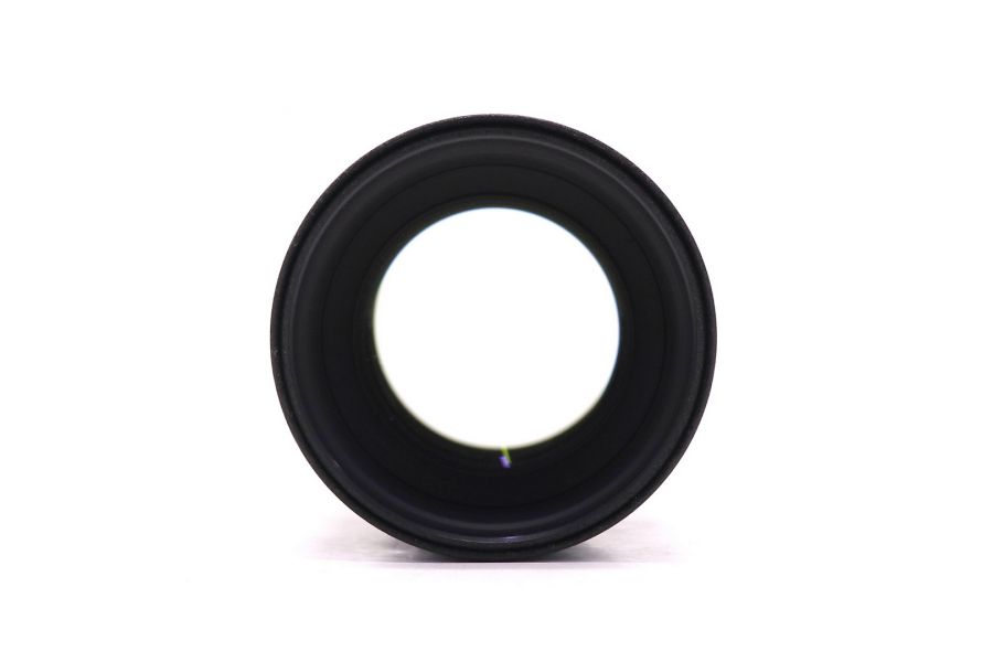 Nikon 105mm f/2D AF DC-Nikkor средний телеобъектив