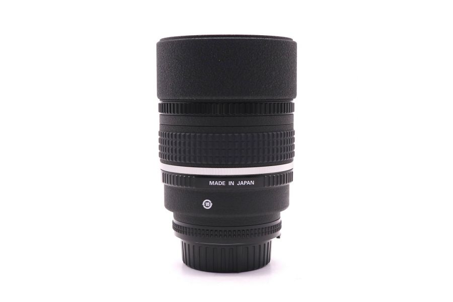 Nikon 105mm f/2D AF DC-Nikkor средний телеобъектив