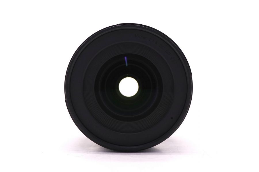 Объектив Sigma AF 16mm f/1.4 DC DN Contemporary Micro 4/3 в упаковке