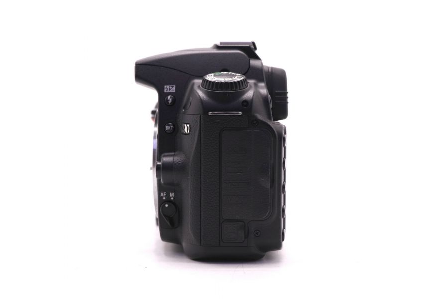 Фотокамера Nikon D90 body (пробег 6030 кадров)