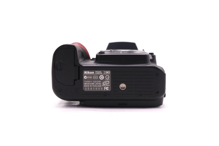 Фотокамера Nikon D90 body (пробег 6030 кадров)