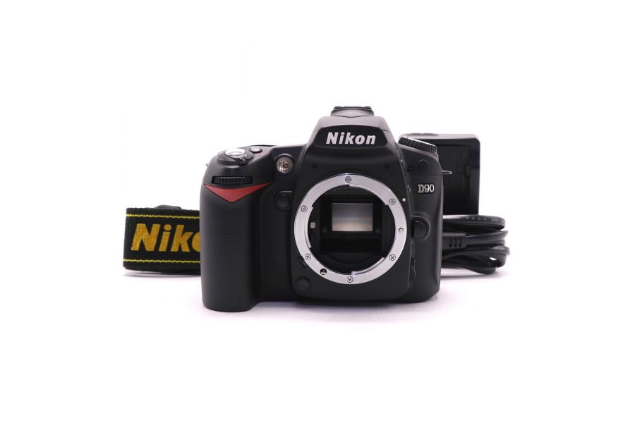 Фотокамера Nikon D90 body (пробег 6030 кадров)