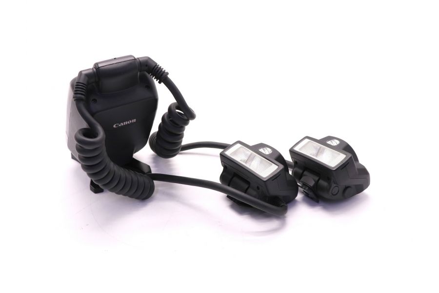 Фотовспышка Canon Macro Twin Lite MT-24EX в упаковке