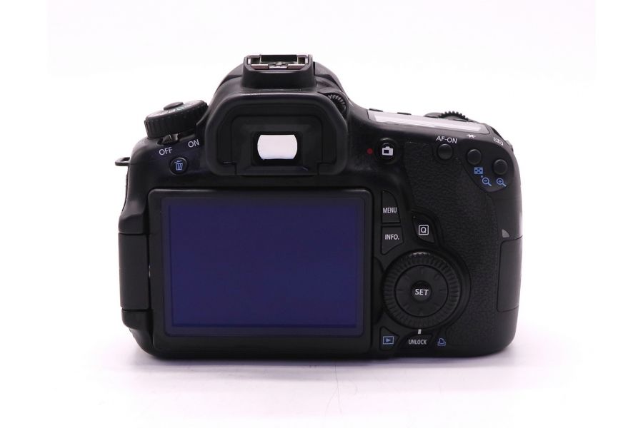 Canon EOS 60D body в упаковке (пробег 2765 кадров)