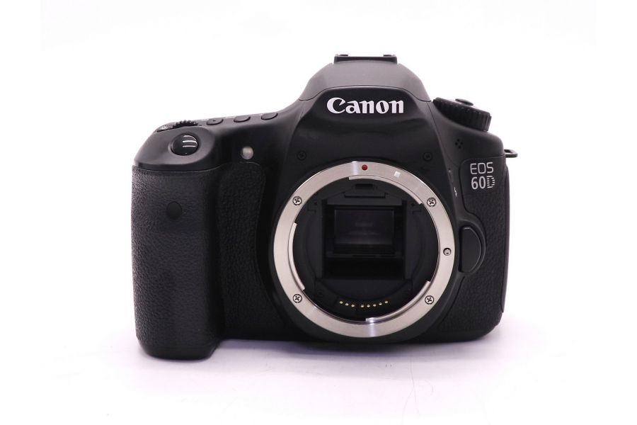 Canon EOS 60D body в упаковке (пробег 2765 кадров)