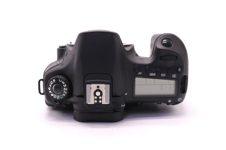 Canon EOS 60D body в упаковке (пробег 2765 кадров)