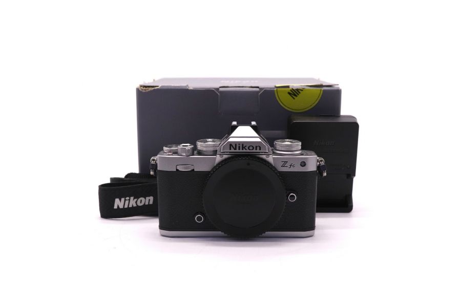 Nikon Z FC body в упаковке (пробег 1130 кадров)