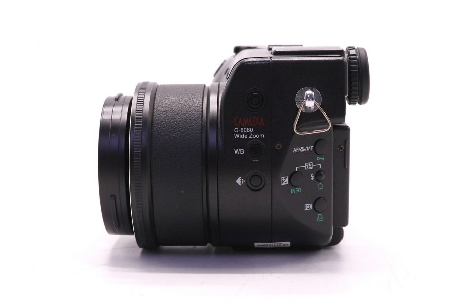 Olympus C-8080 Wide Zoom компактная цифровая