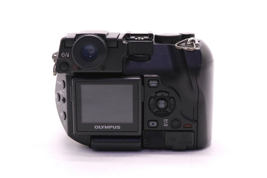 Olympus C-8080 Wide Zoom компактная цифровая