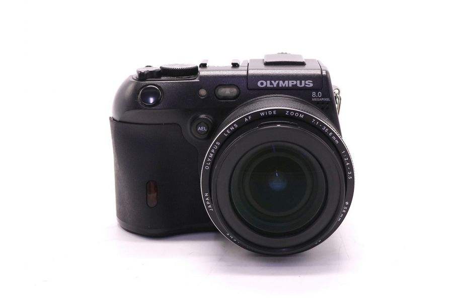 Olympus C-8080 Wide Zoom компактная цифровая