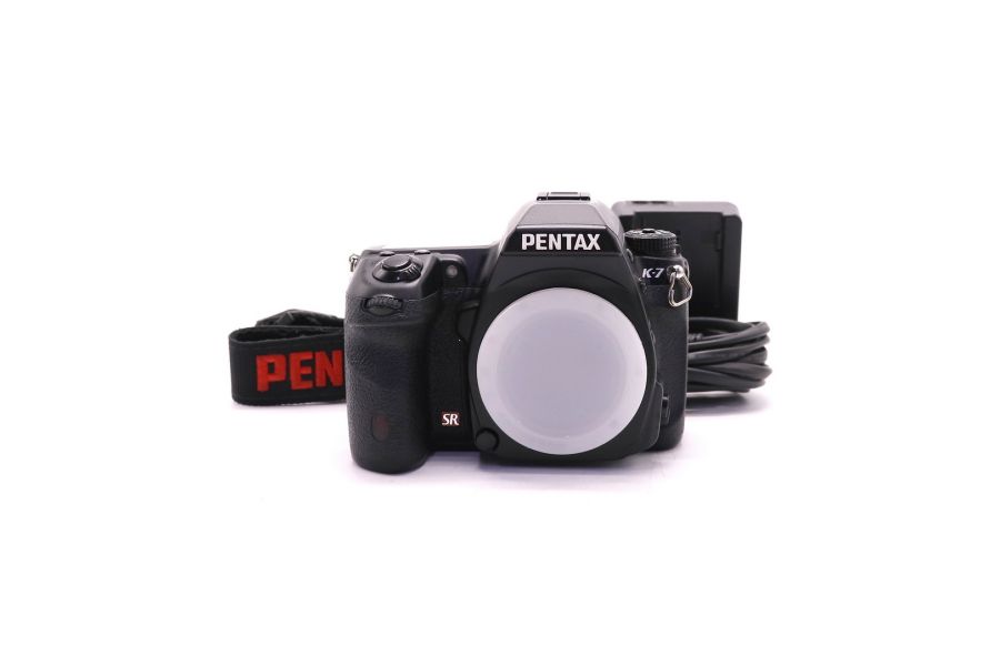 Pentax K-7 body (пробег 13660 кадров)