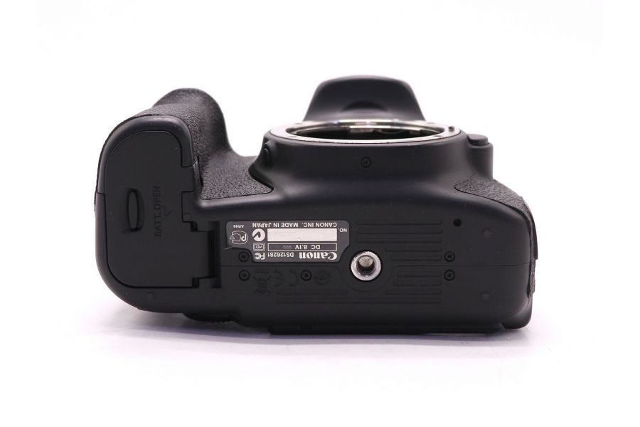 Фотокамера Canon EOS 60D body (пробег 102300 кадров)