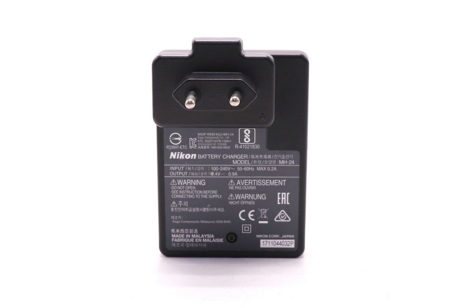 Зарядное устройство Nikon MH-24 (Malaysia)