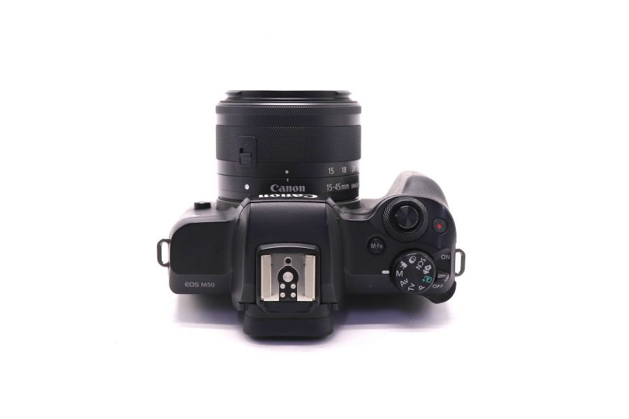 Canon EOS M50 kit в упаковке (пробег 17000 кадров)