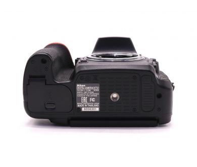 Nikon D750 body в упаковке (пробег 1910 кадров)