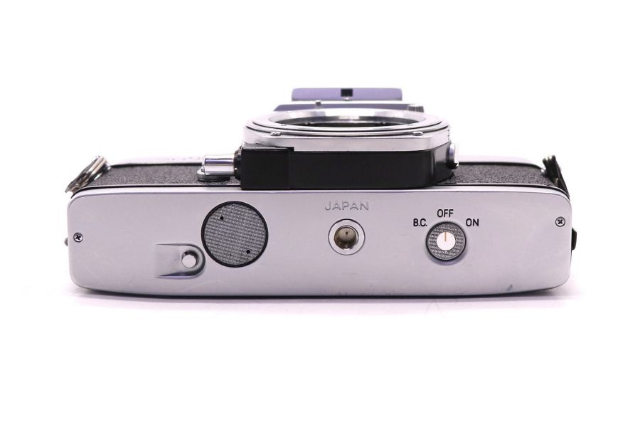 Фотокамера зеркальная Minolta SRT 303 body