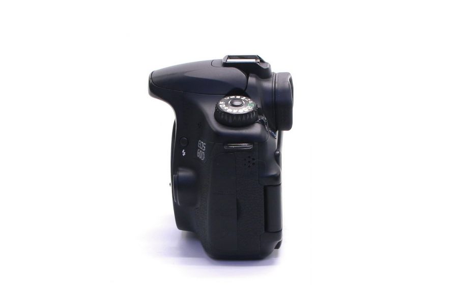 Фотокамера Canon EOS 60D body (пробег 11100 кадров)