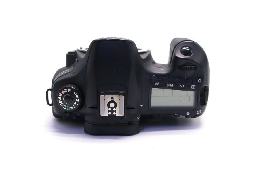 Фотокамера Canon EOS 60D body (пробег 11100 кадров)