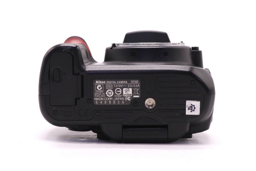 Фотокамера Nikon D5000 body (пробег 14390 кадров)