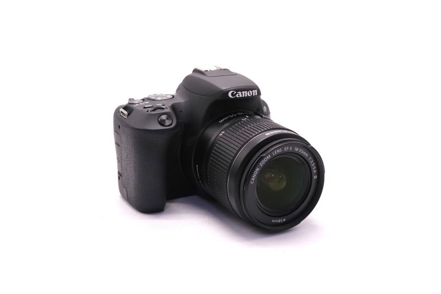 Canon EOS 200D kit (пробег 13655 кадров)