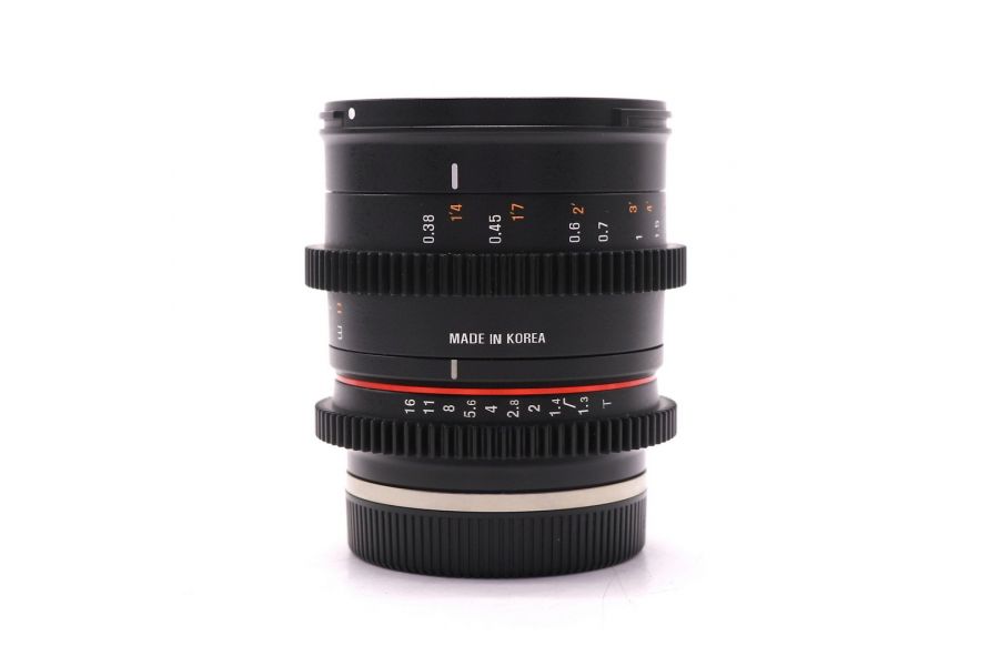 Объектив Samyang 35mm T1.3 ED Aspherical UMC CS Sony E в упаковке