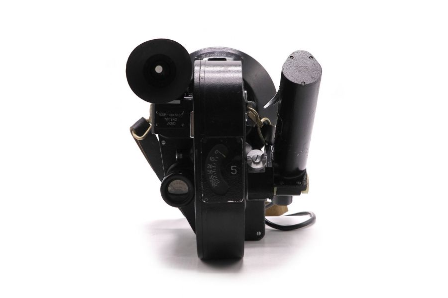 Советская кинокамера Конвас-Автомат 1КСР-1М body