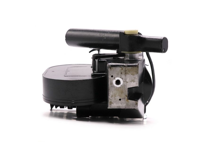 Советская кинокамера Конвас-Автомат 1КСР-1М body