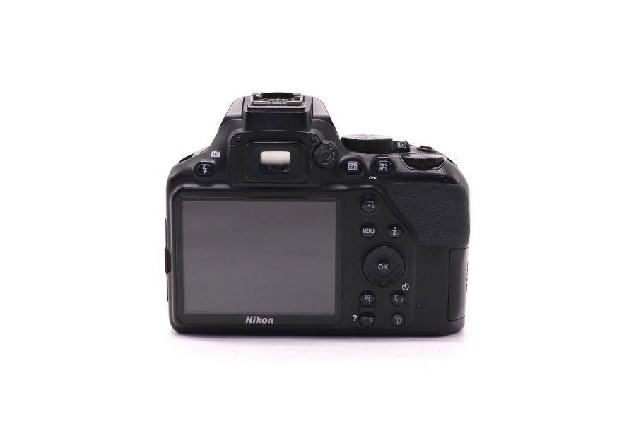 Nikon D3500 body (пробег 147650 кадров)