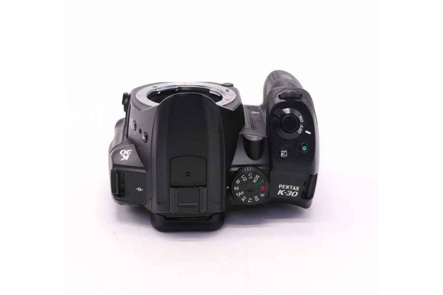 Pentax K30 body в упаковке (пробег 17930 кадров)