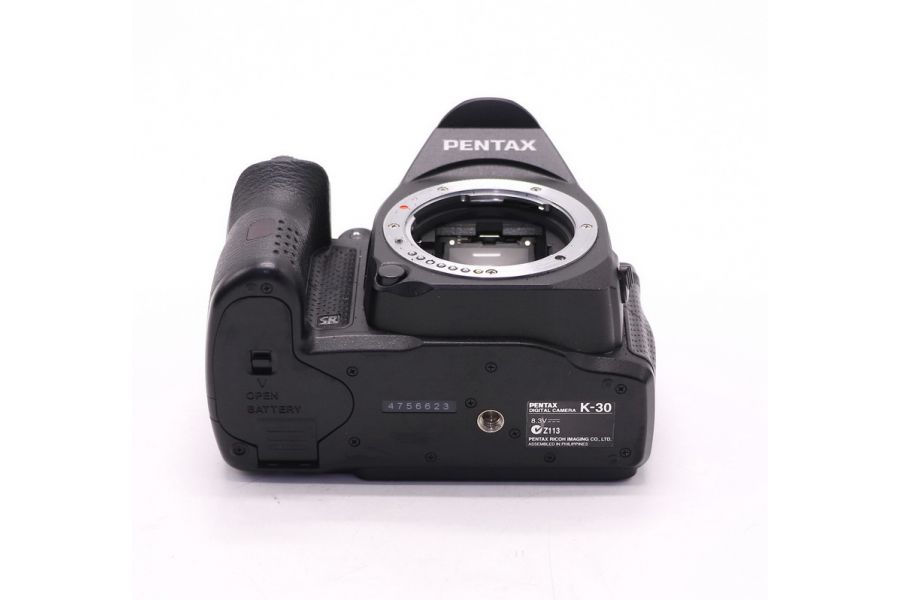 Pentax K30 body в упаковке (пробег 17930 кадров)