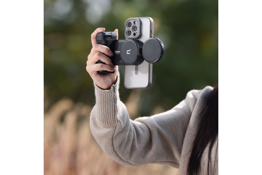 Держатель для смартфона Ulanzi MA-35 с кнопкой спуска