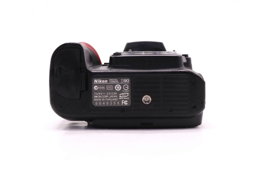 Фотокамера Nikon D90 body (пробег 7415 кадров)