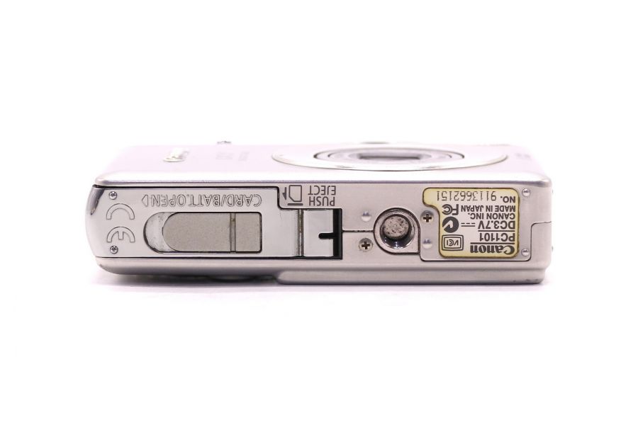 Фотокамера компактная Canon IXY 50 (Japan, 2003)