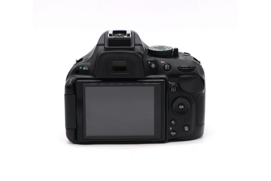 Фотокамера Nikon D5200 kit (пробег 22165 кадров)