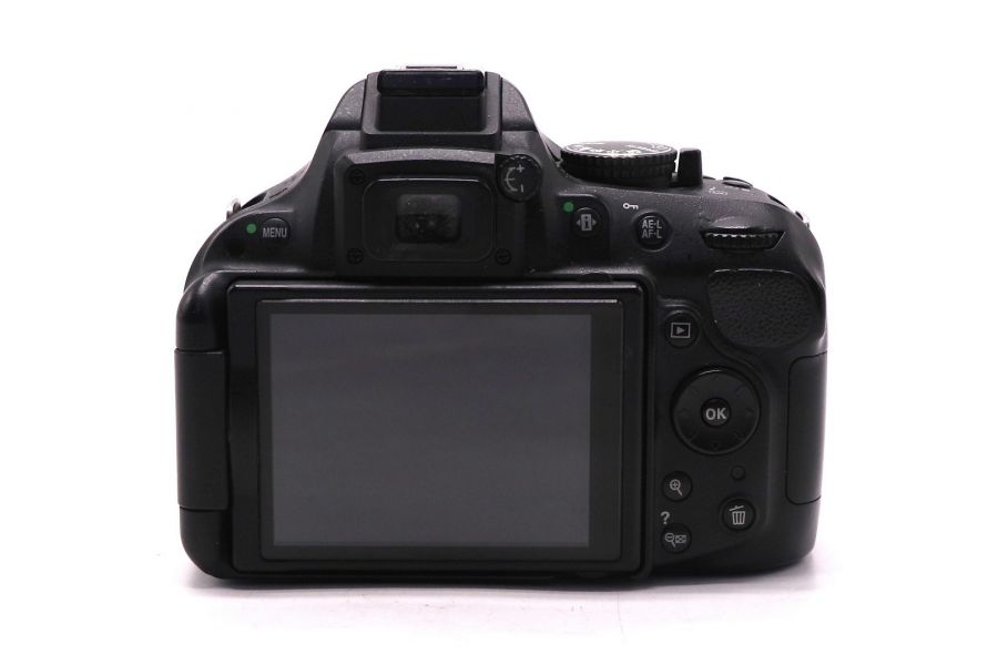 Фотокамера Nikon D5200 kit (пробег 25000 кадров)