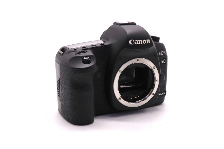 Canon EOS 5D Mark II body (пробег 8800 кадров)