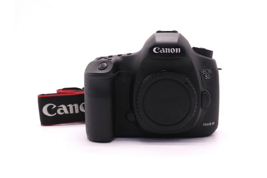 Canon EOS 5D Mark III body (пробег 38545 кадров)
