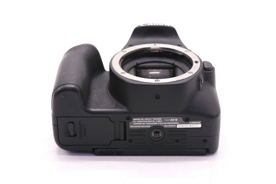 Canon EOS 200D body в упаковке (пробеге 8375 кадров)