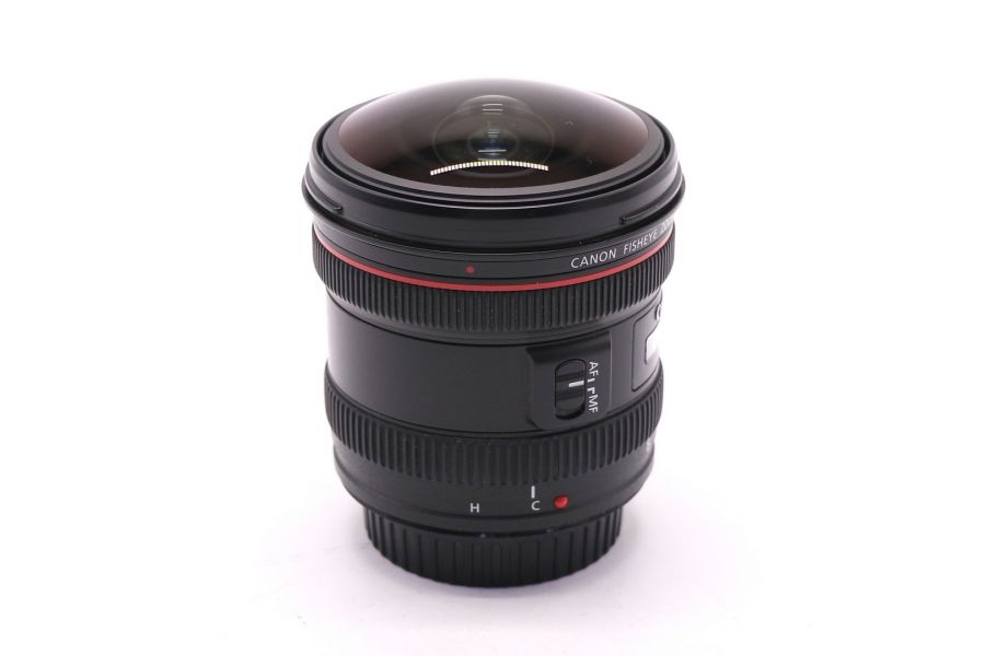 Canon EF 8-15mm f/4.0L Fisheye USM в упаковке