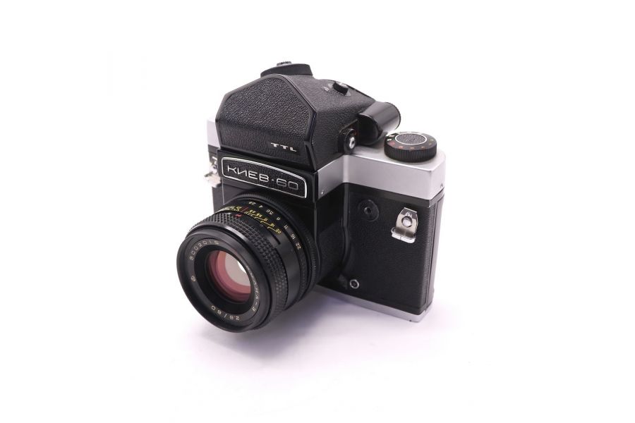 Фотокамера зеркальная Киев 60 kit (СССР, 1990)