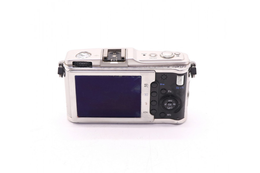 Olympus Pen E-P1 body (пробег 18420 кадров)