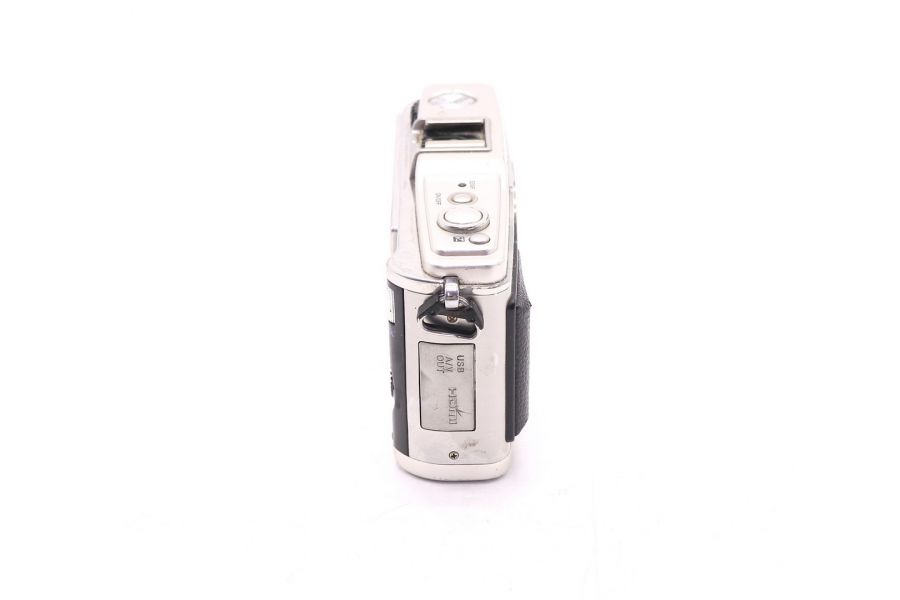 Olympus Pen E-P1 body (пробег 18420 кадров)
