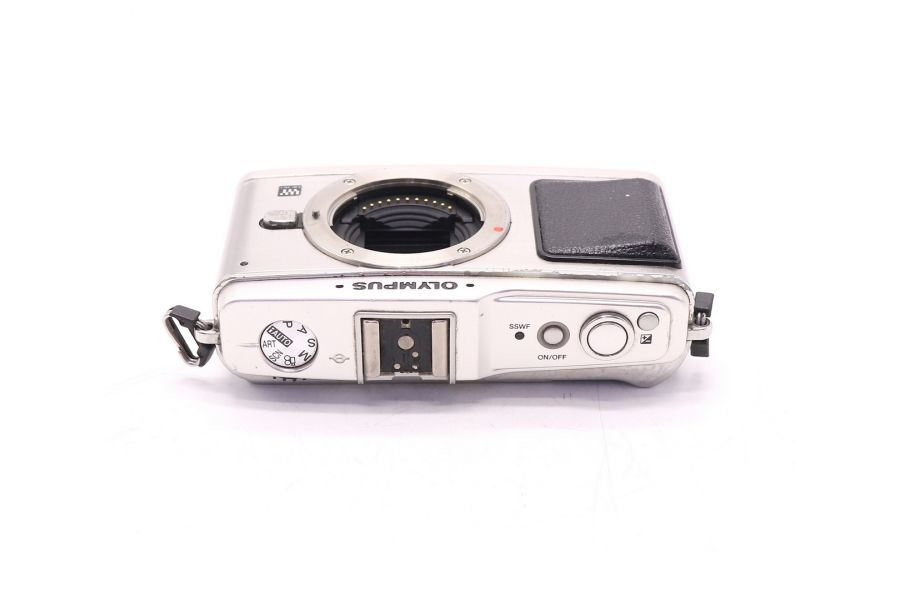 Olympus Pen E-P1 body (пробег 18420 кадров)