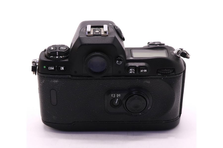 Малоформатная камера Nikon F100 body в упаковке 