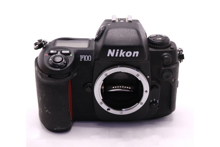 Малоформатная камера Nikon F100 body в упаковке 