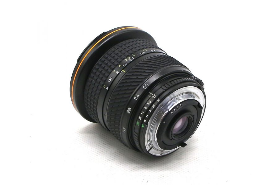 Tokina AF 20-35mm f/3.5-4.5 (AF-235 II) для Nikon F в упаковке