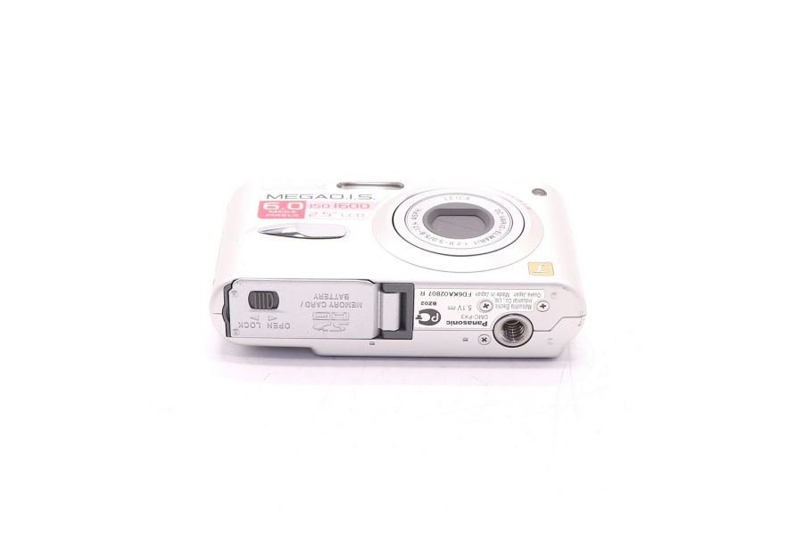 Компактный Panasonic Lumix DMC-FX3 в упаковке 